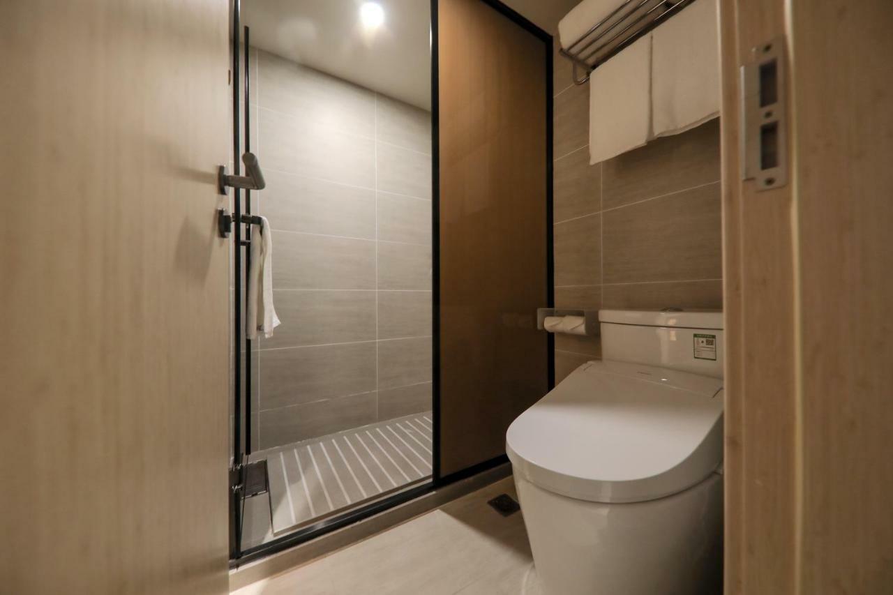 Ji Hotel Шанхай Екстериор снимка